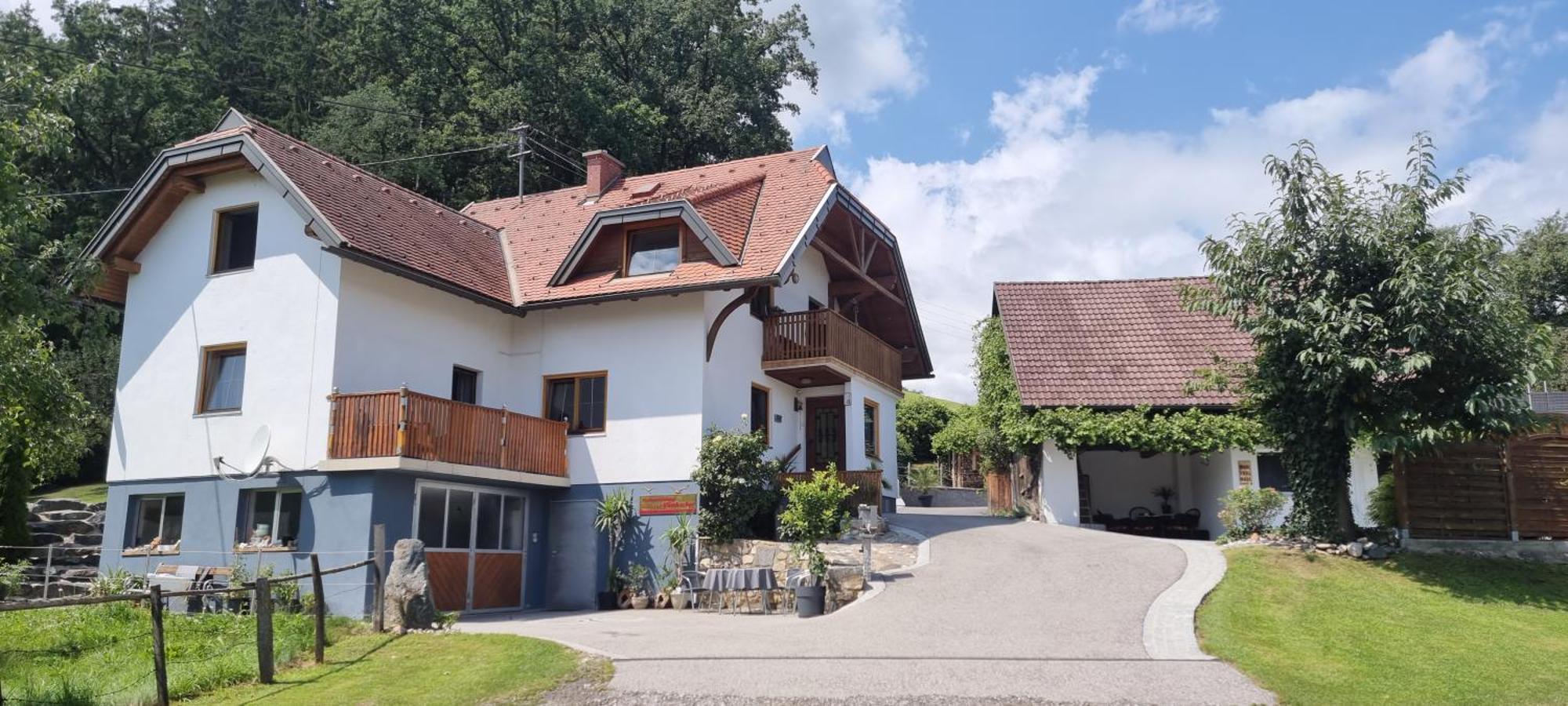 Ferienwohnungen Klimbacher Wolfsberg Buitenkant foto
